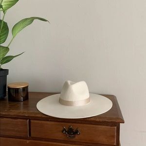 Lack of Color Montana Ivory Bone hat size S